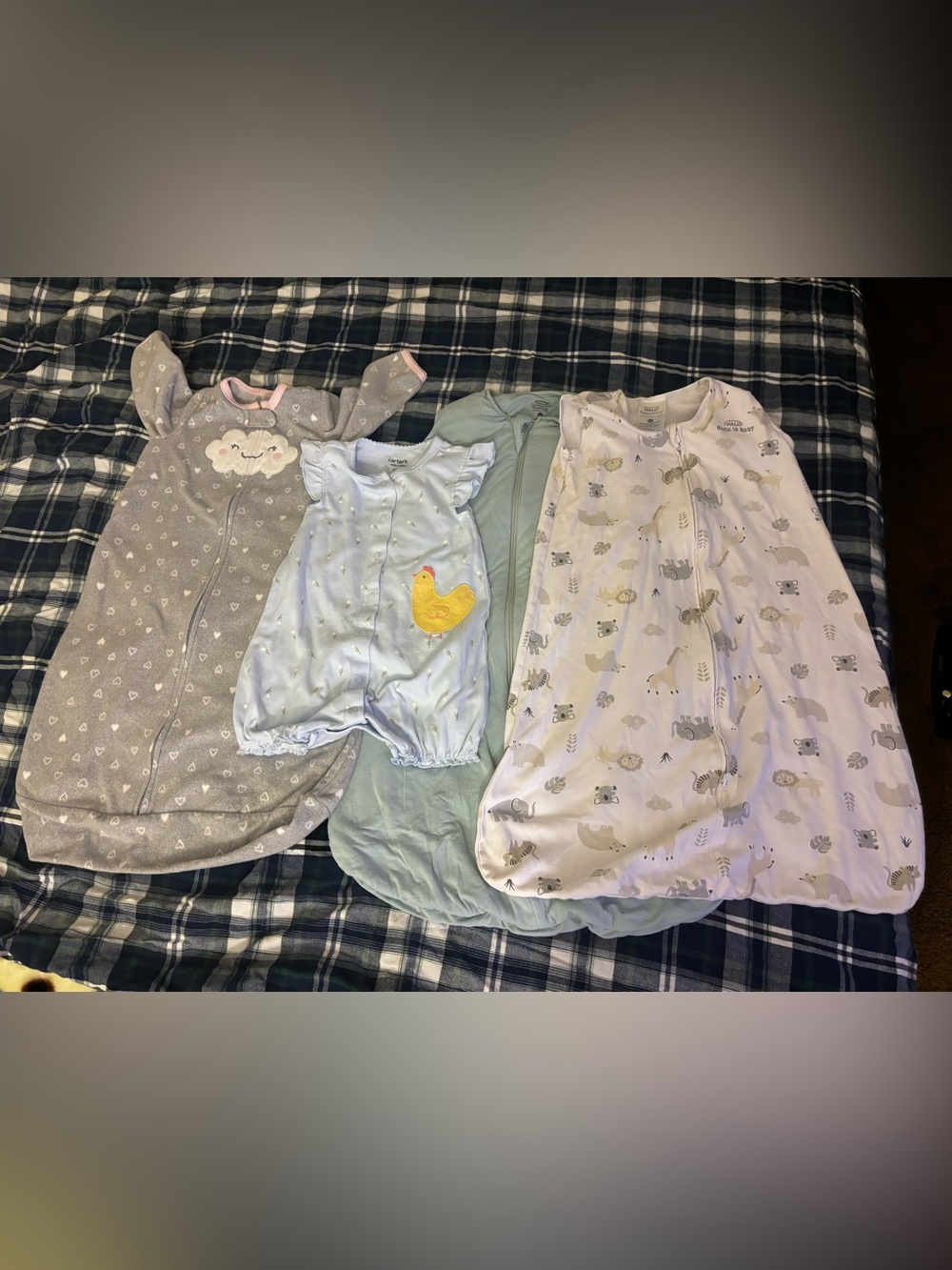 Halo Kids Sleep Sacks -Sleep Sack Swaddle 6-12 months M Lot Of 2 + Carter’s